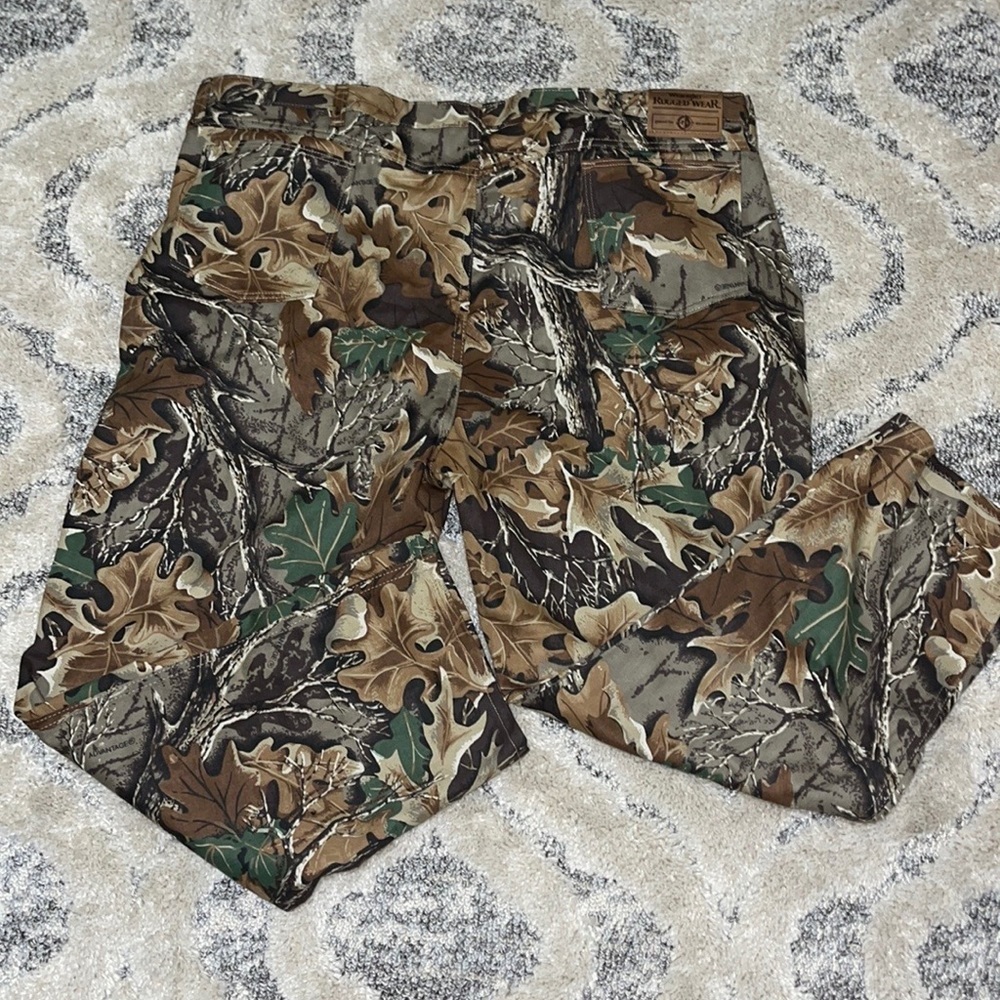 Wrangler Rugged Gear for Outdoors  Hunting Print  Camo Jeans